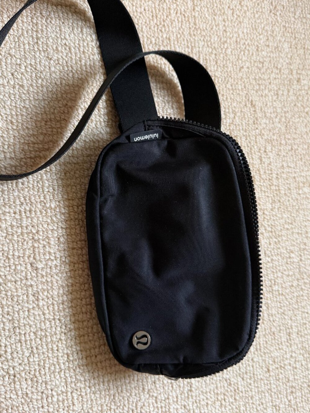 Lululemon Black Everywhere Belt Bag Crossbody
